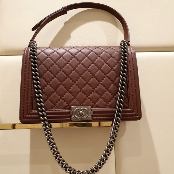 Chanel Large Boy Bag - Picture 3 of 16